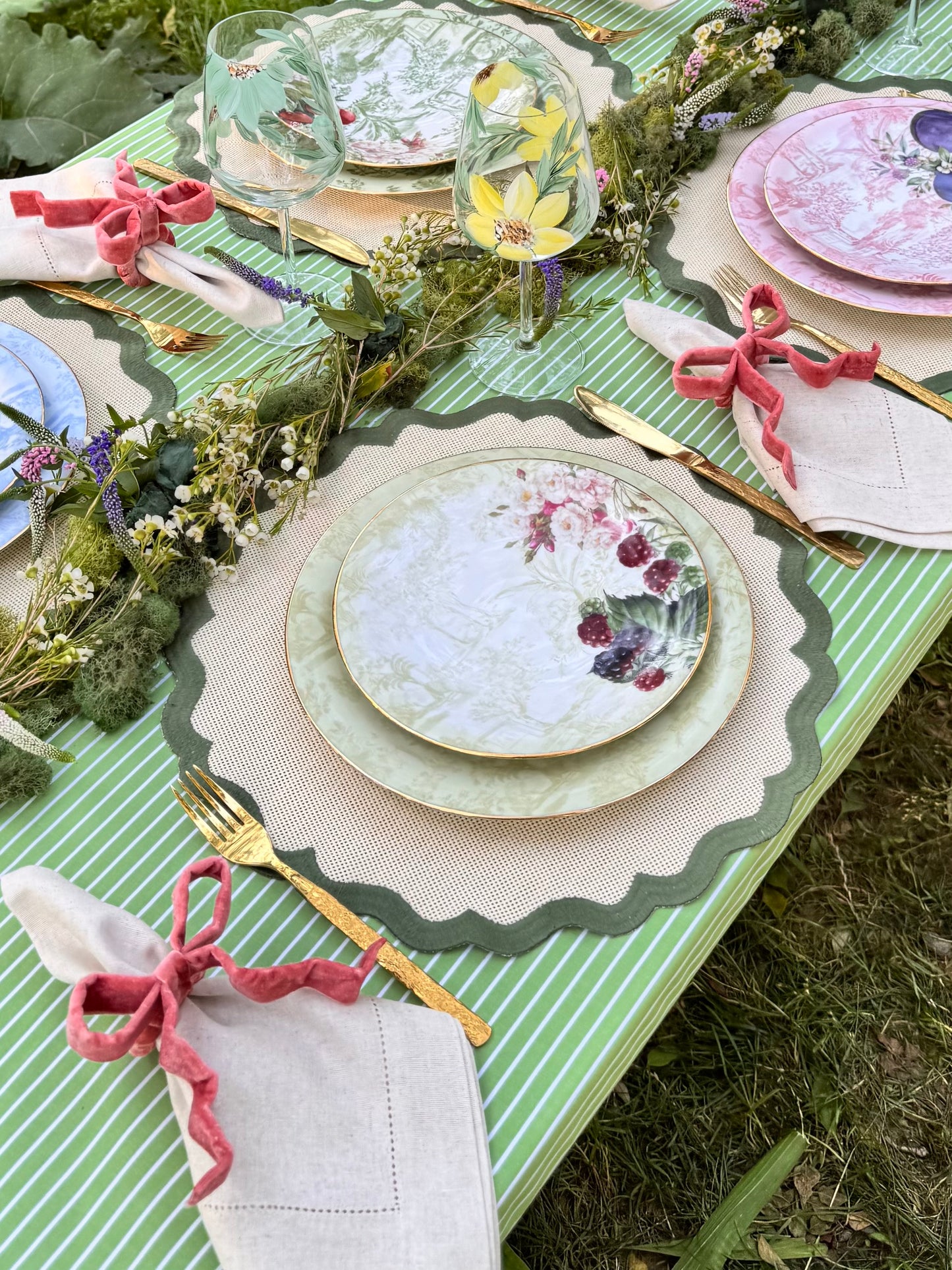Velvet Bow Napkin Ring (Set of Two)