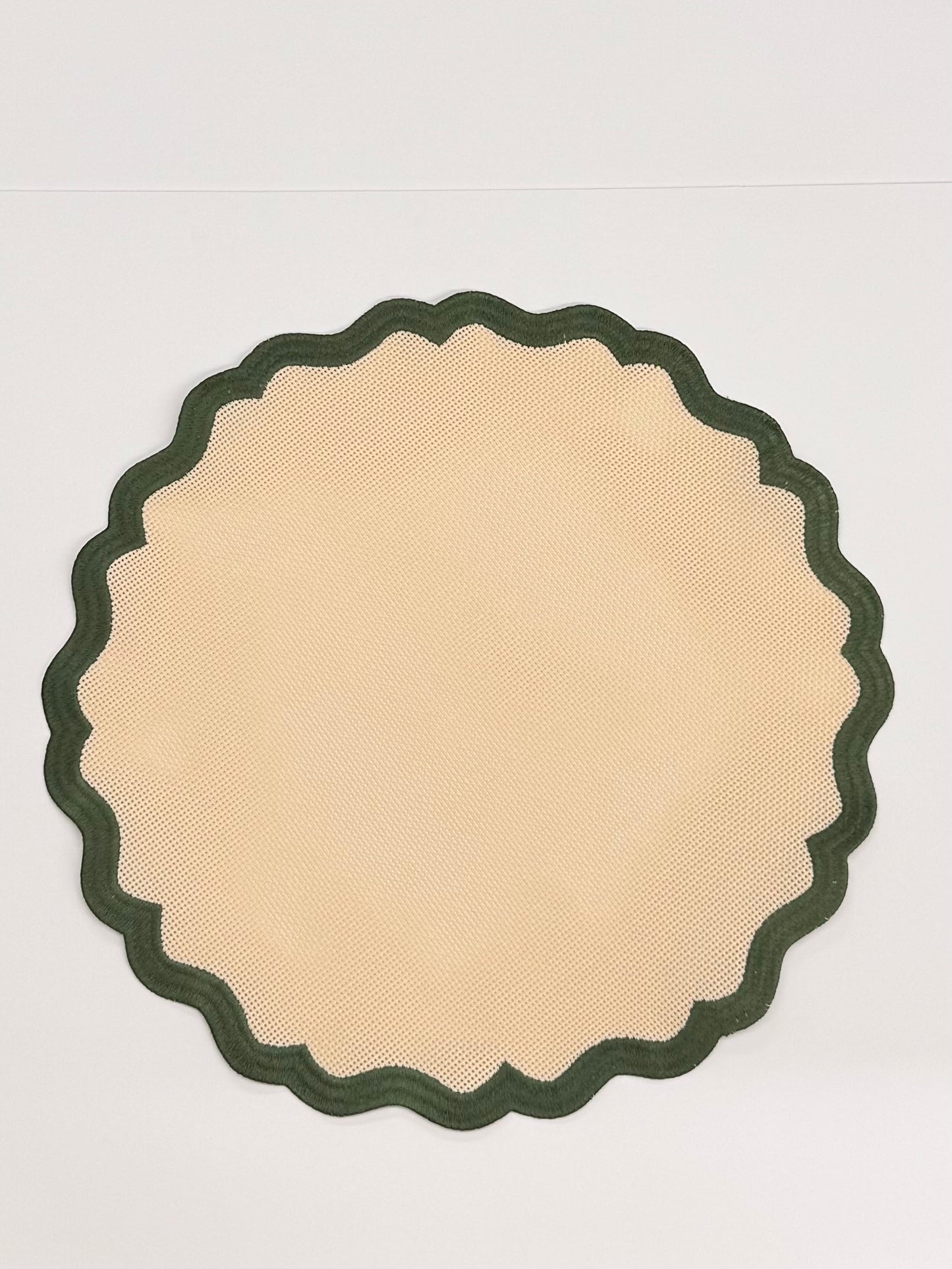 Synthetic straw placemats