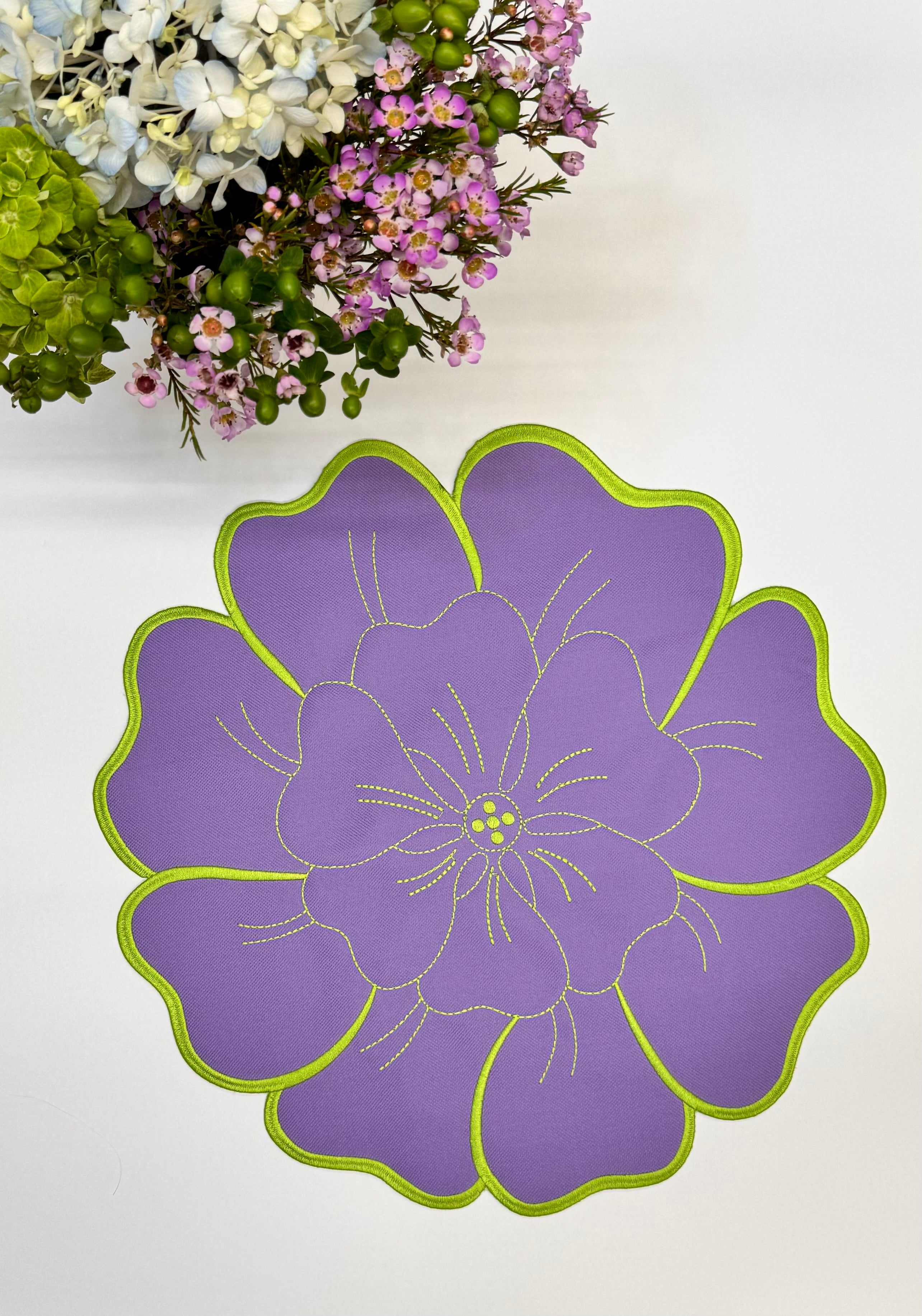 Lilac/Pistachio Flower Placemat