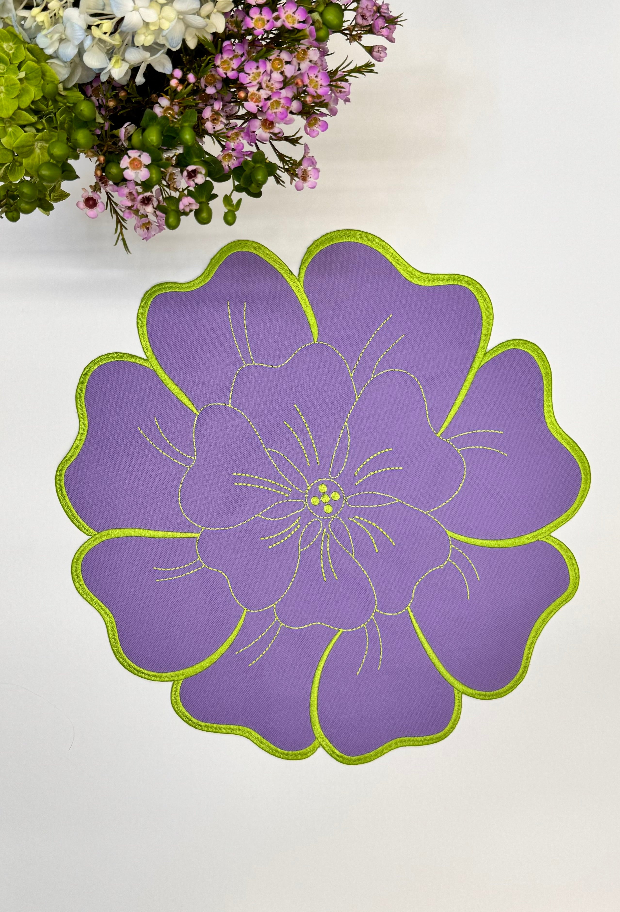 Lilac/Pistachio Flower Placemat