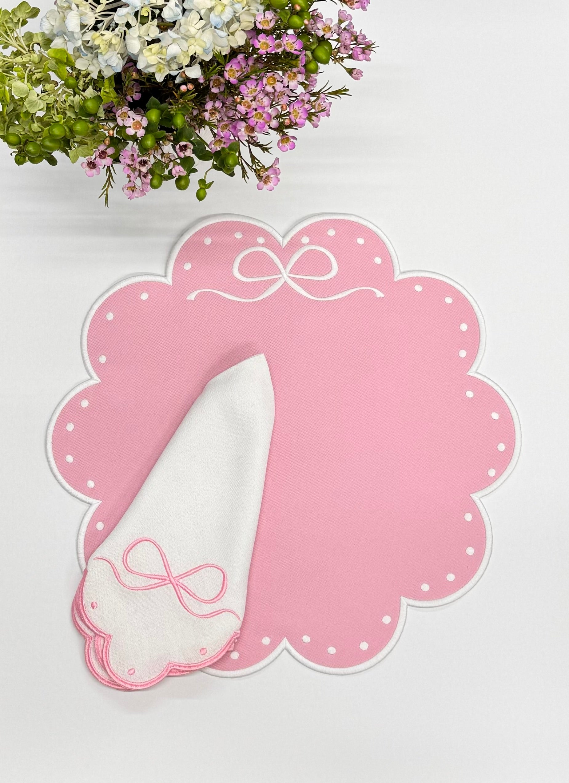 Bow in pink placemat