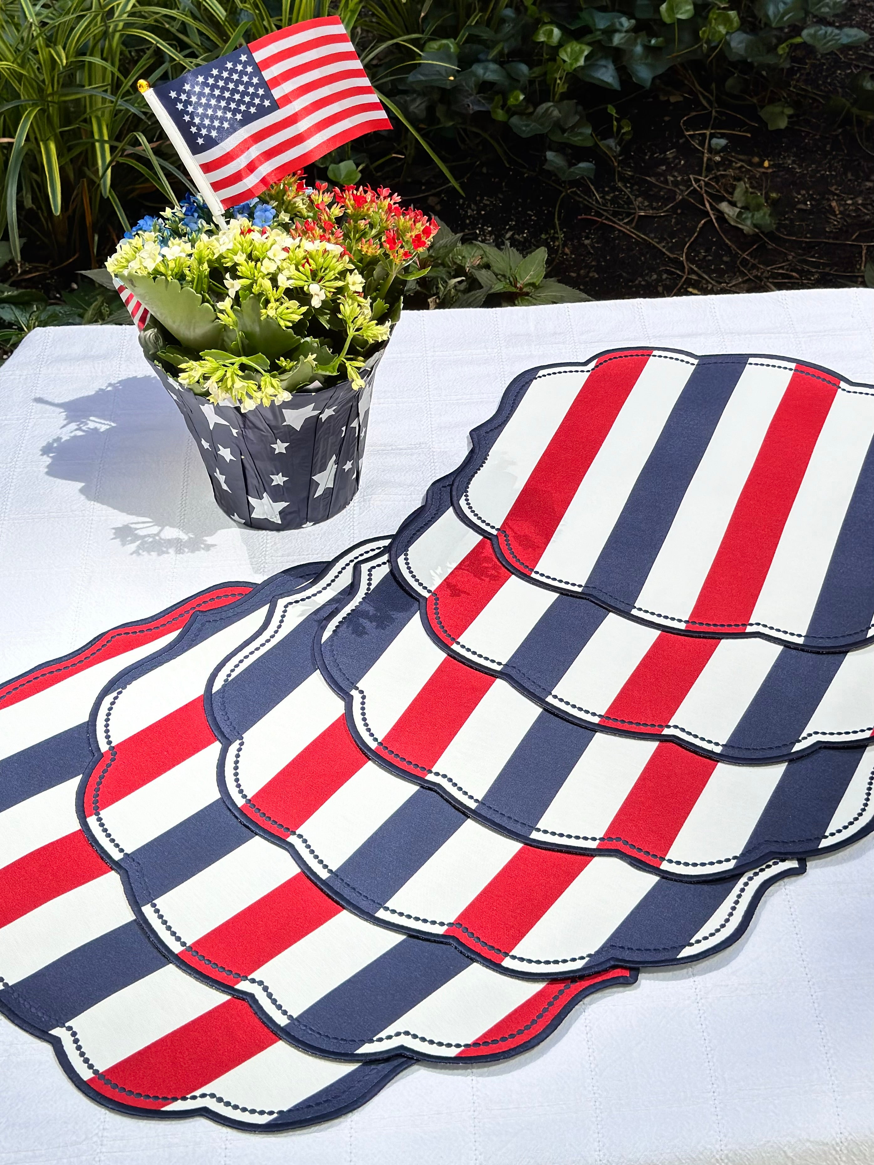 Blue/Red stripes placemat