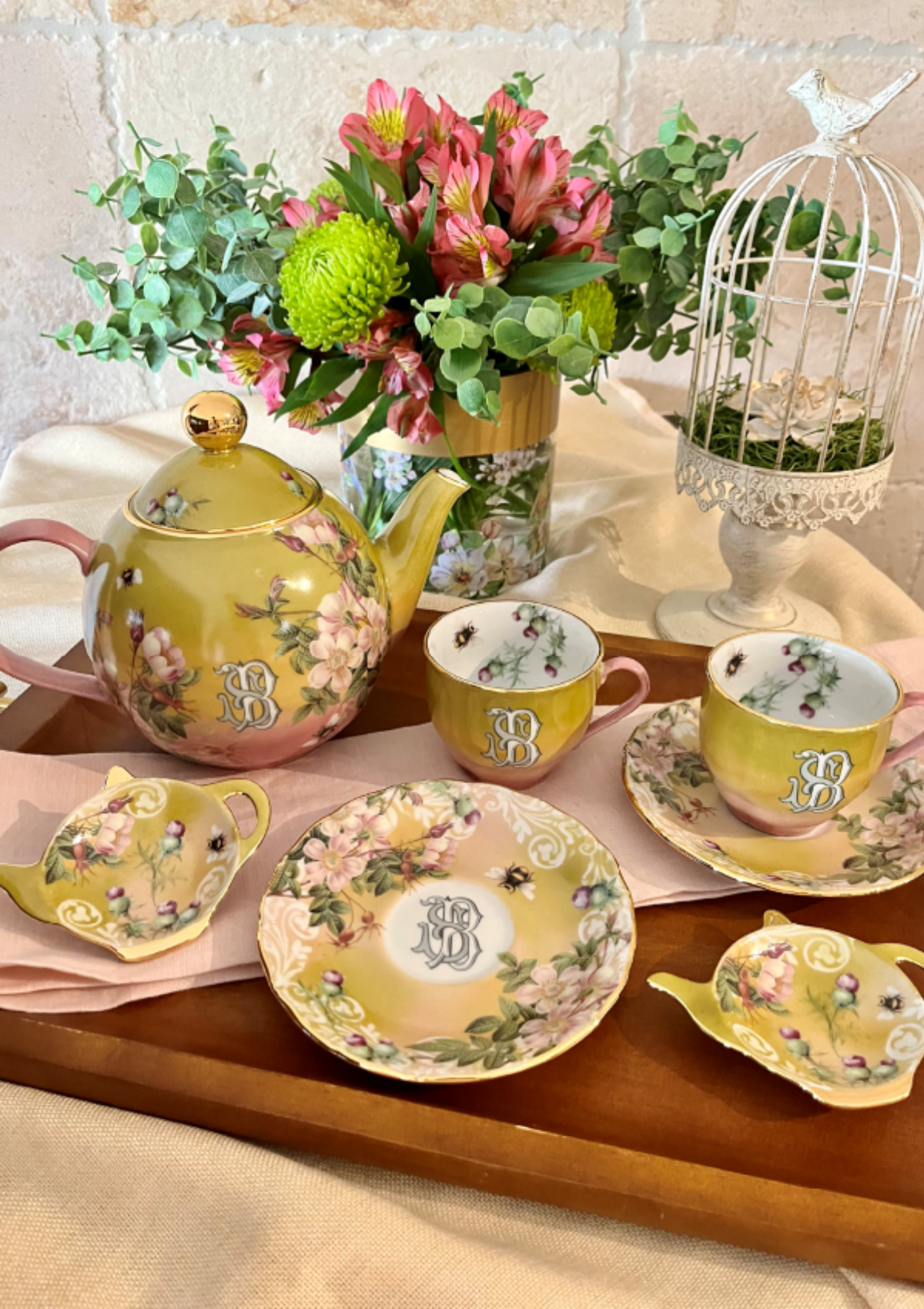 Momogram Tea Light Monogram Tea Set – Lovart